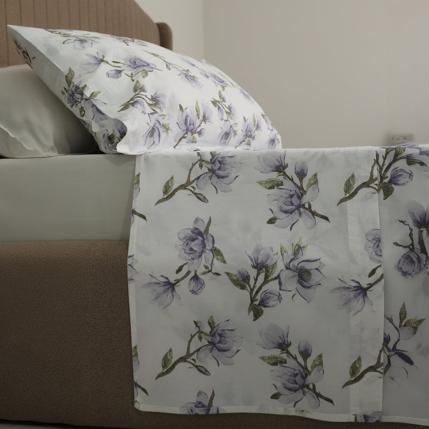 Completo Lenzuola Copriletto in Percalle di Cotone Egiziano con Stampa Floreale - Magnolie Reverie