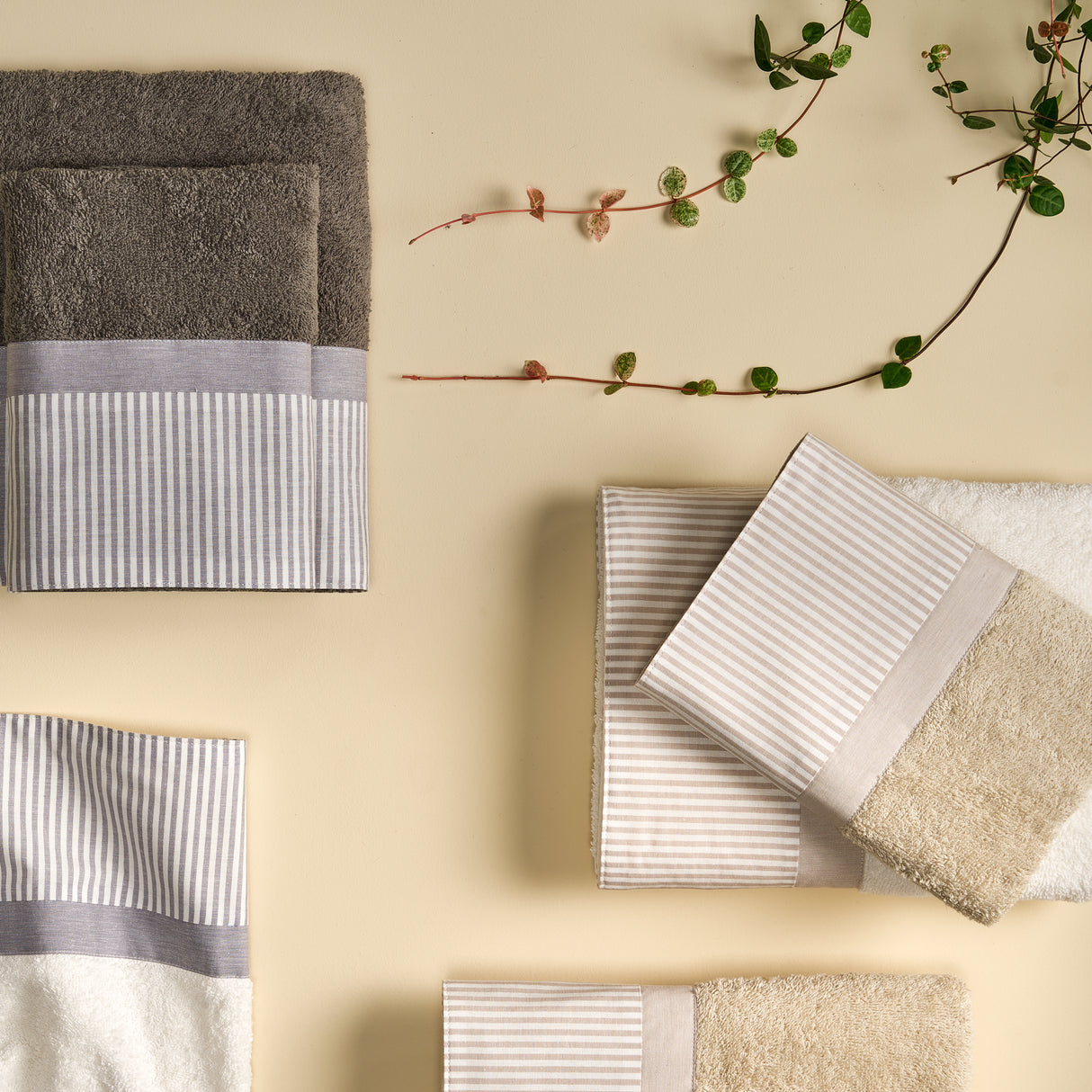 Set 2 Coppie di Spugna con Bordo Rigato Tinto in Filo - Taormina