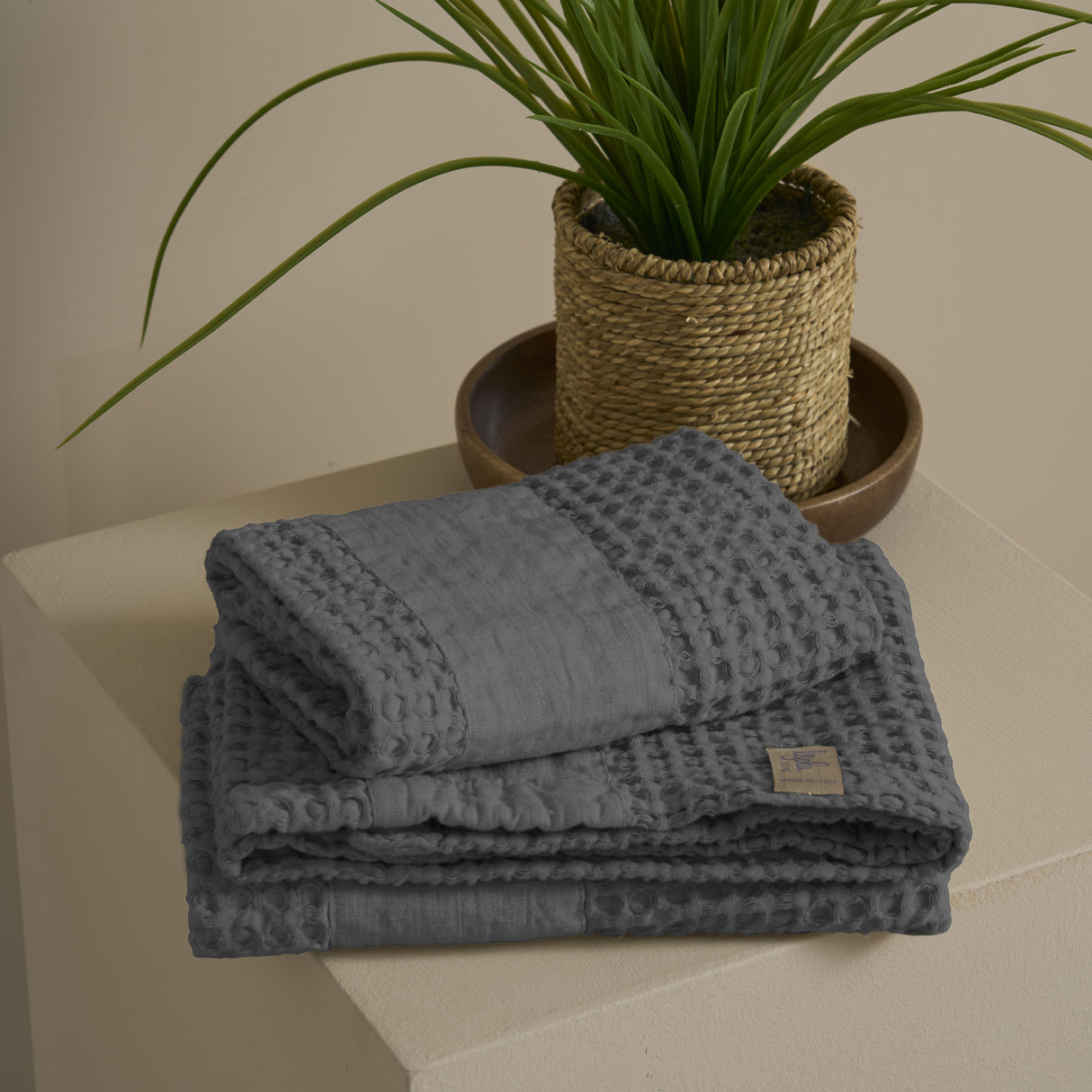 Coppia Nido d'Ape Stonewashed con Bordo in Lino - Jaspy