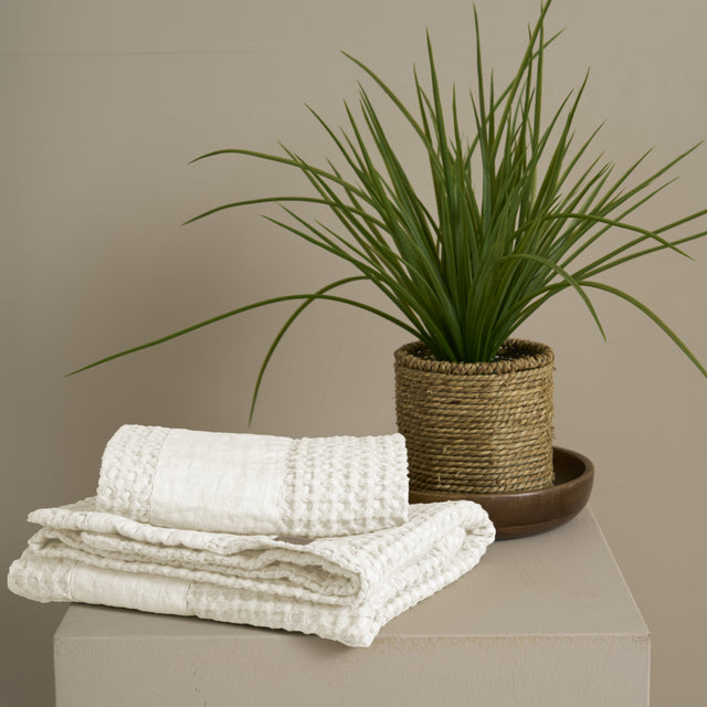 Coppia Nido d'Ape Stonewashed con Bordo in Lino - Jaspy