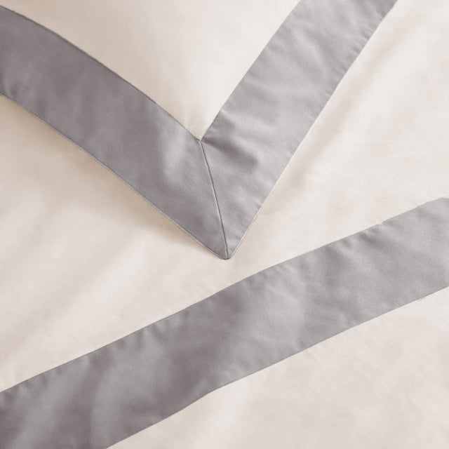 Completo Lenzuola con Bordo in Raso - Diamante