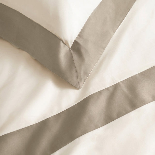 Completo Lenzuola con Bordo in Raso - Diamante