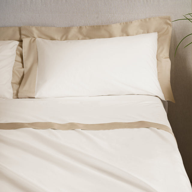 Completo Lenzuola con Bordo in Raso - Diamante