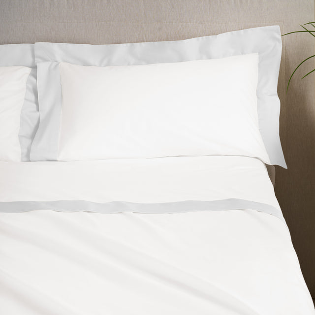 Completo Lenzuola con Bordo in Raso - Diamante