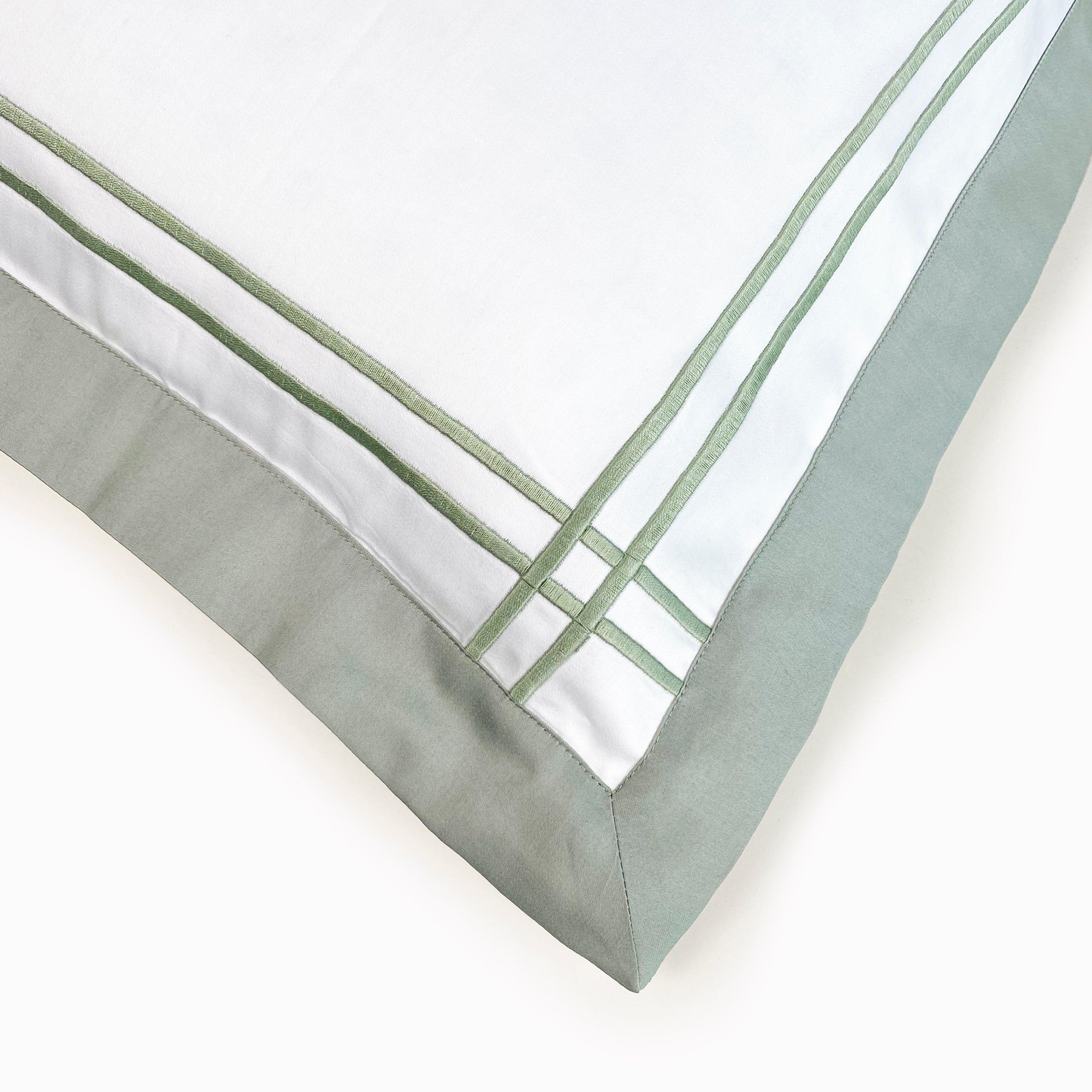 Completo Copripiumino in Percalle di Cotone e Balza in Raso - Londra