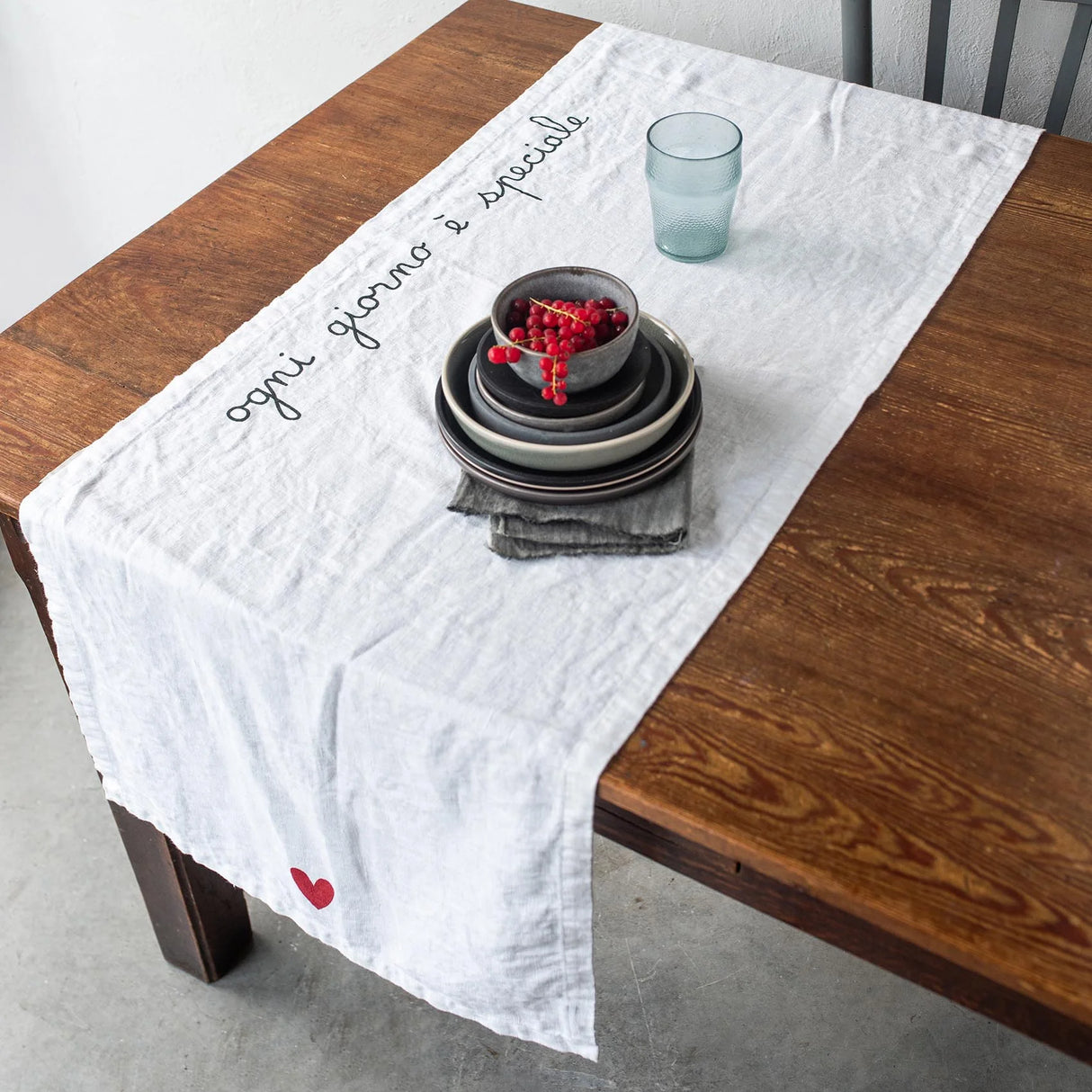 Runner in Lino Stonewashed Stampa - Ogni Giorno è Speciale