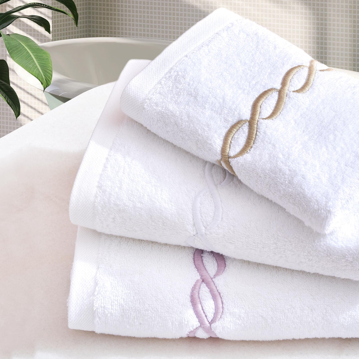 Coppia di Asciugamani in Spugna di Cotone con Greca Ricamata - Zeus Coppia di spugna Lisola