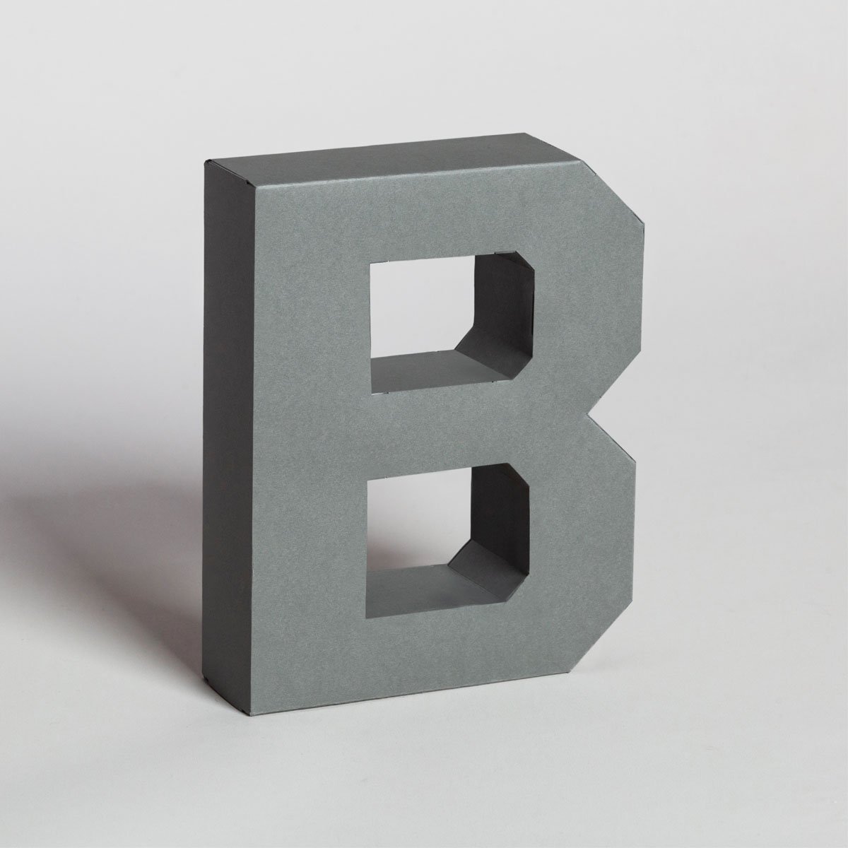 Lettera Decorativa Tridimensionale Carta da Montare - Papertype Lettera 3d Papertype B Grigio