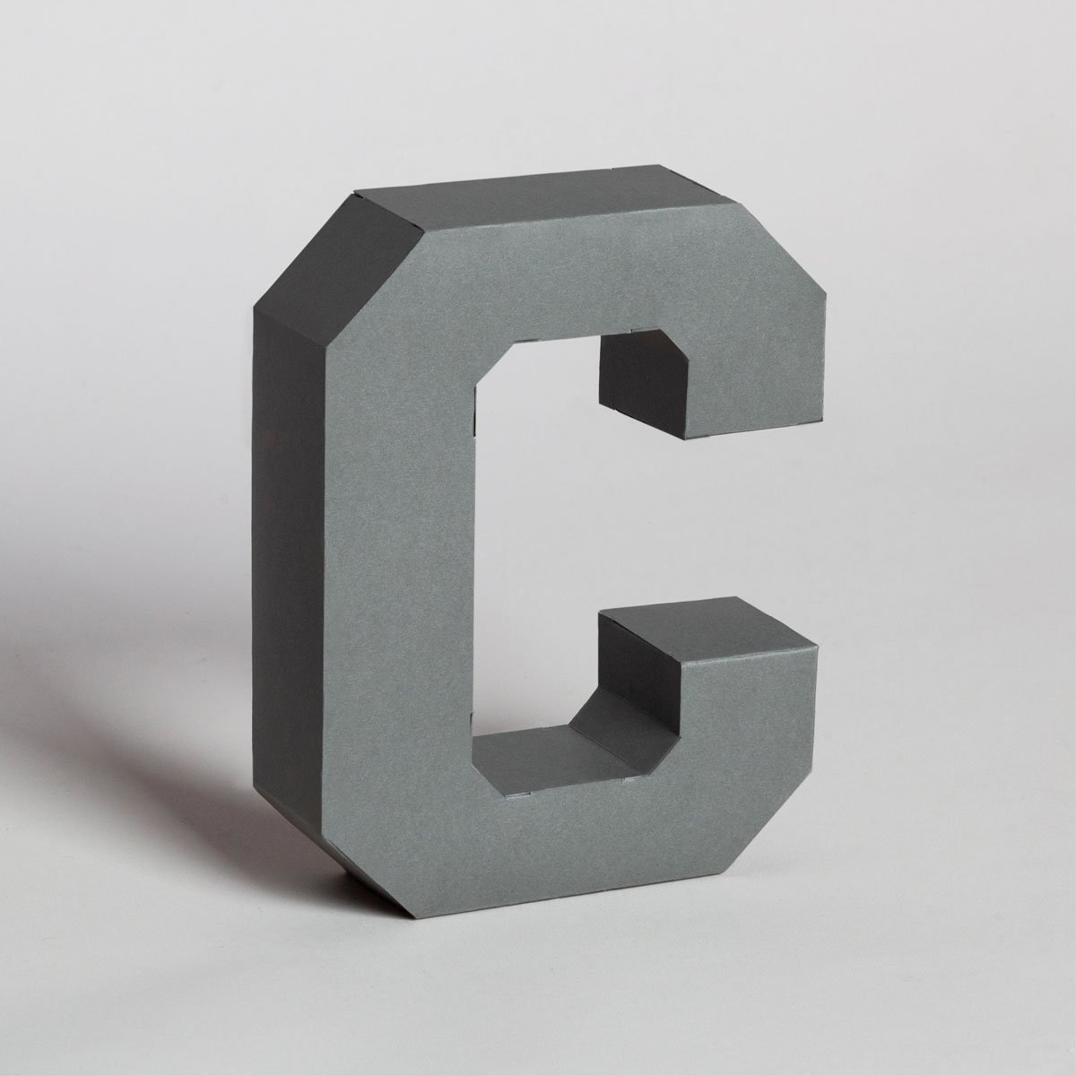 Lettera Decorativa Tridimensionale Carta da Montare - Papertype Lettera 3d Papertype C Grigio