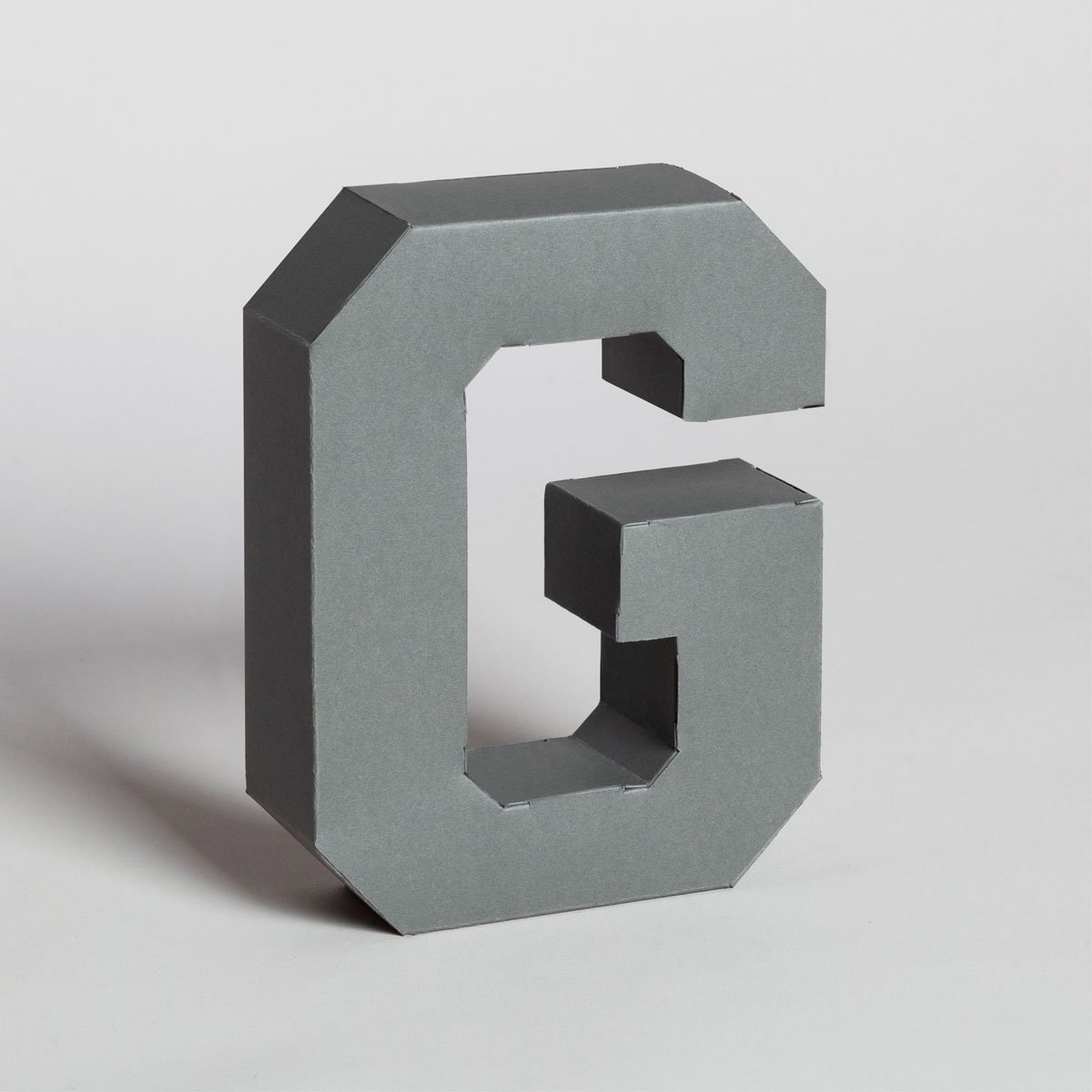 Lettera Decorativa Tridimensionale Carta da Montare - Papertype Lettera 3d Papertype G Grigio
