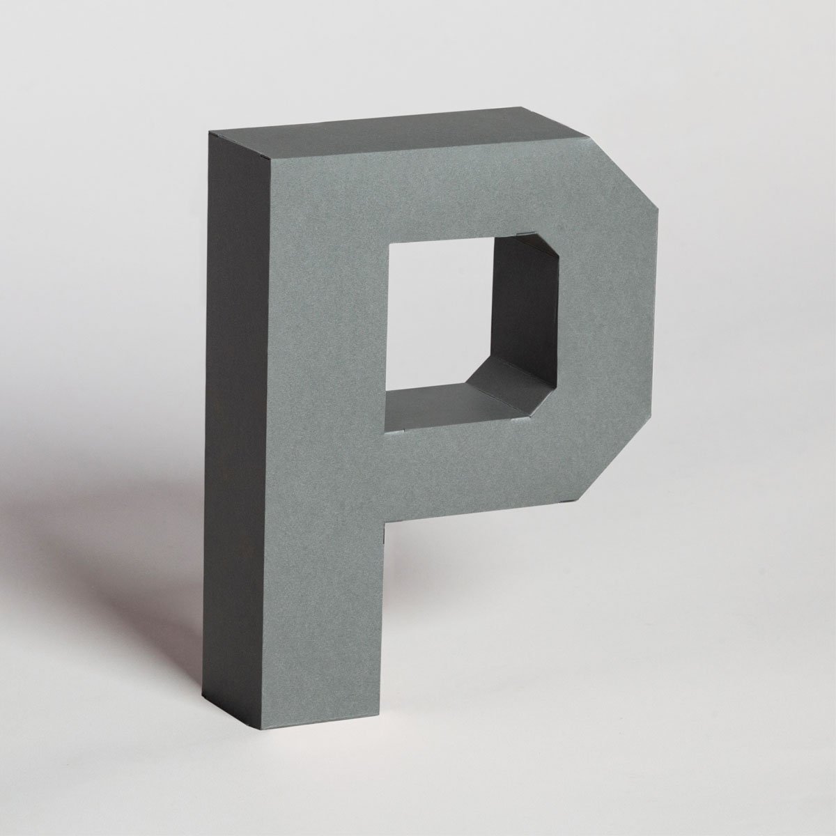 Lettera Decorativa Tridimensionale Carta da Montare - Papertype Lettera 3d Papertype P Grigio