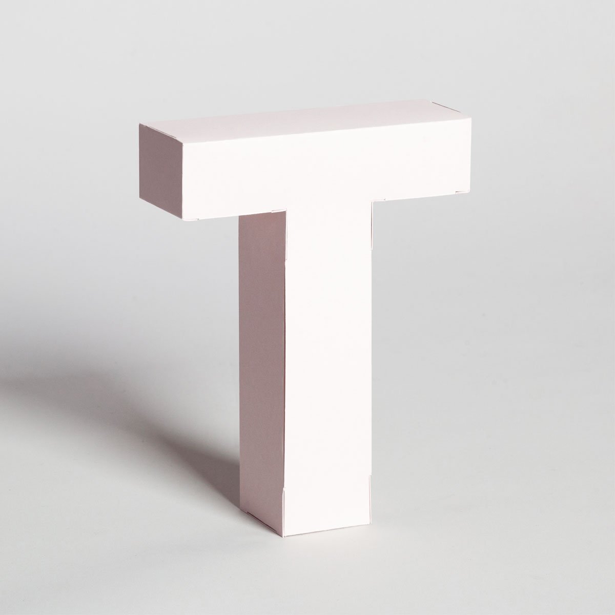 Lettera Decorativa Tridimensionale Carta da Montare - Papertype Lettera 3d Papertype T Rosa