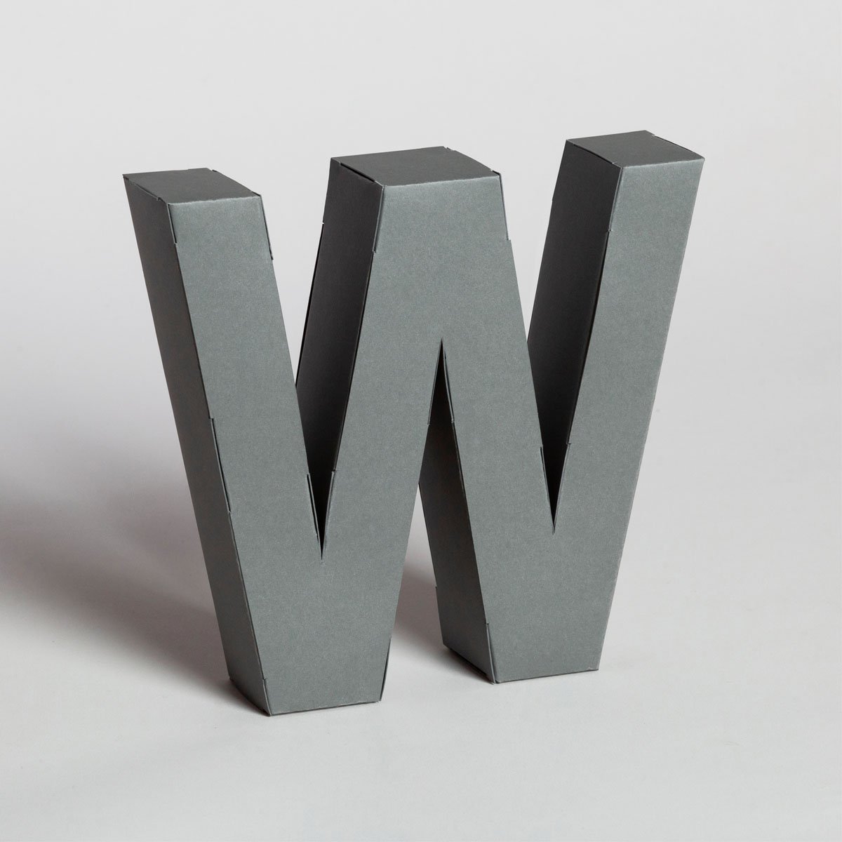 Lettera Decorativa Tridimensionale Carta da Montare - Papertype Lettera 3d Papertype W Grigio