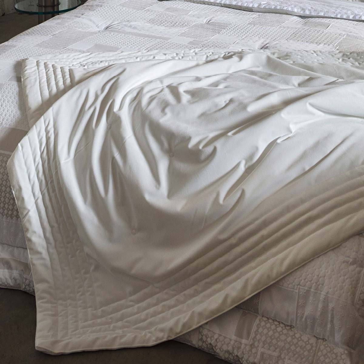 Plaid Trapuntato in Velluto Tinta Unita - Fascino Plaid Fazzini