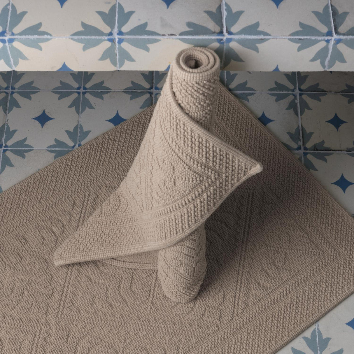 Tappeto in Puro Cotone con Motivo Jacquard - Enzo Tappeto Vivaraise 54x64 Corda