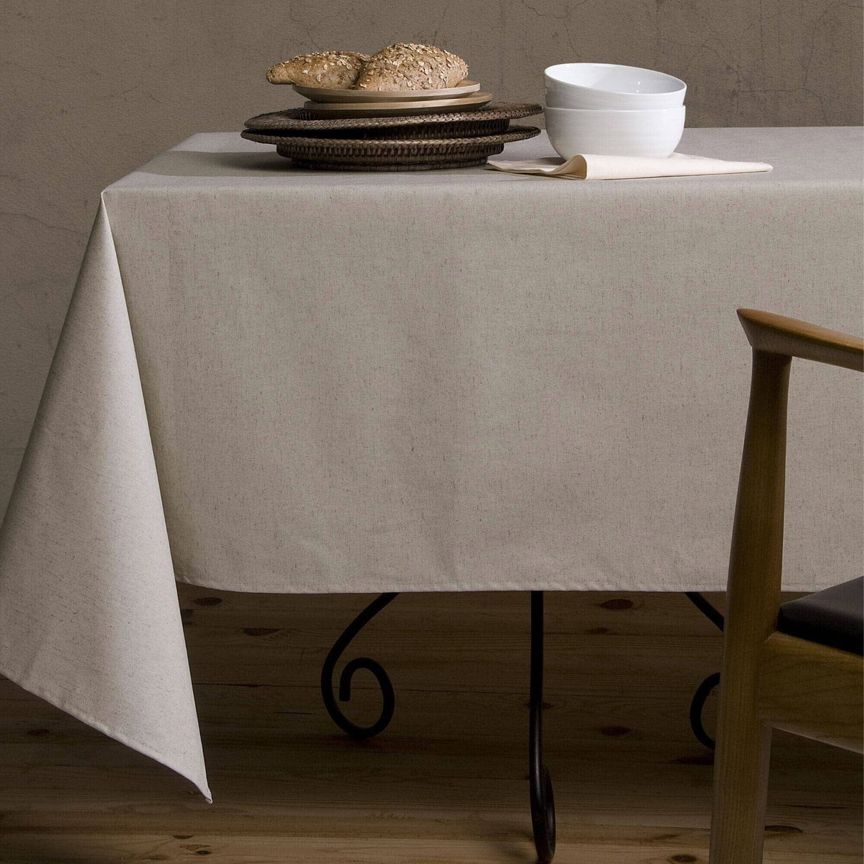 Tovaglia Antimacchia in Misto Lino e Cotone Resinato - Terra Tovaglia Resinata Lisola 150x180cm Beige