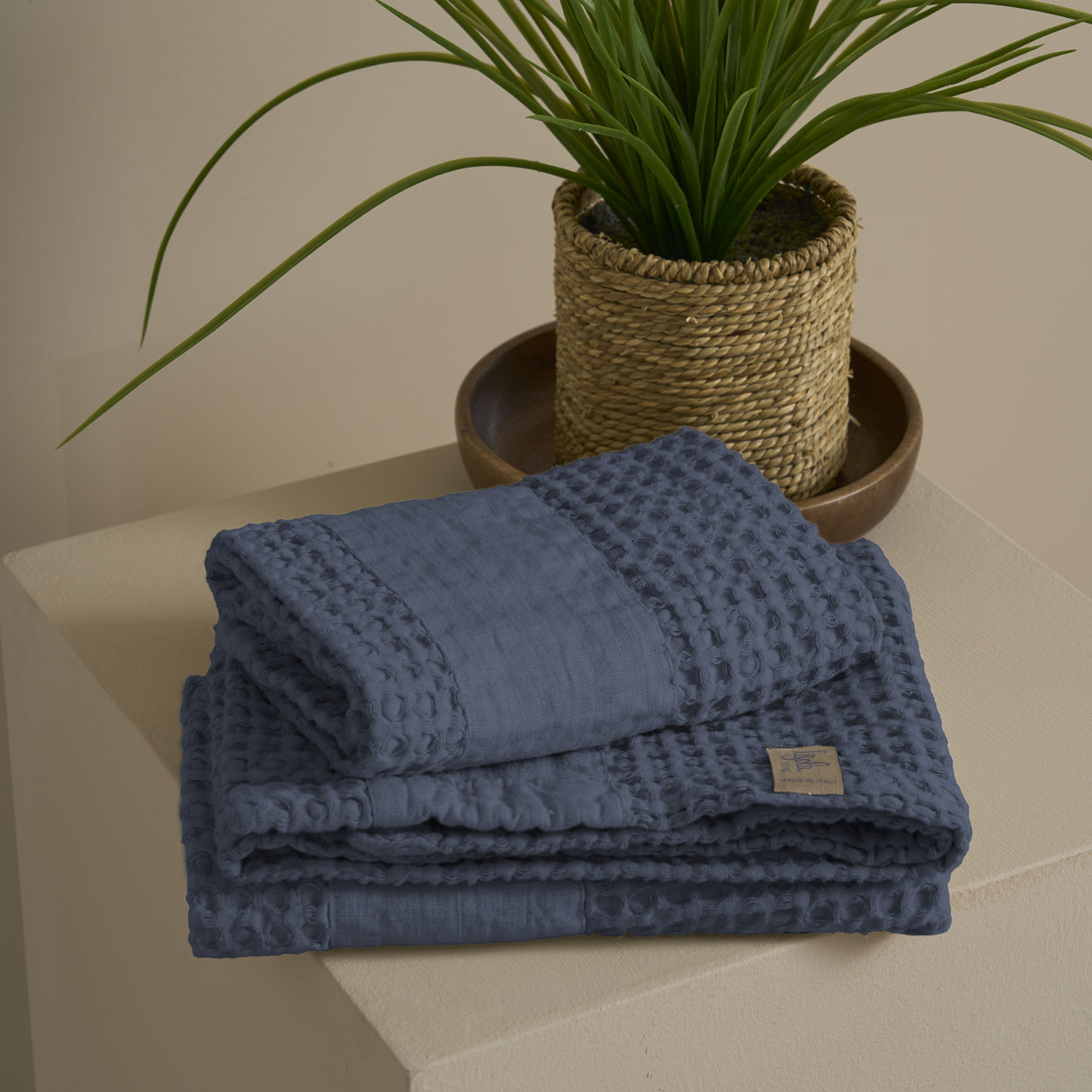 Coppia Nido d'Ape Stonewashed con Bordo in Lino - Jaspy