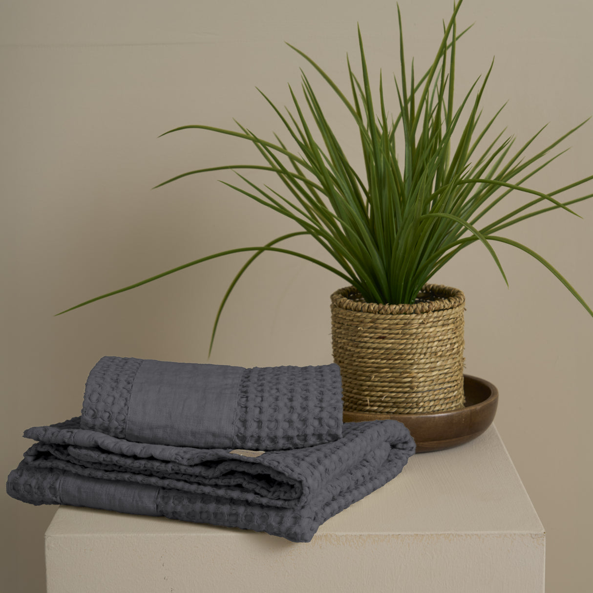 Coppia Nido d'Ape Stonewashed con Bordo in Lino - Jaspy