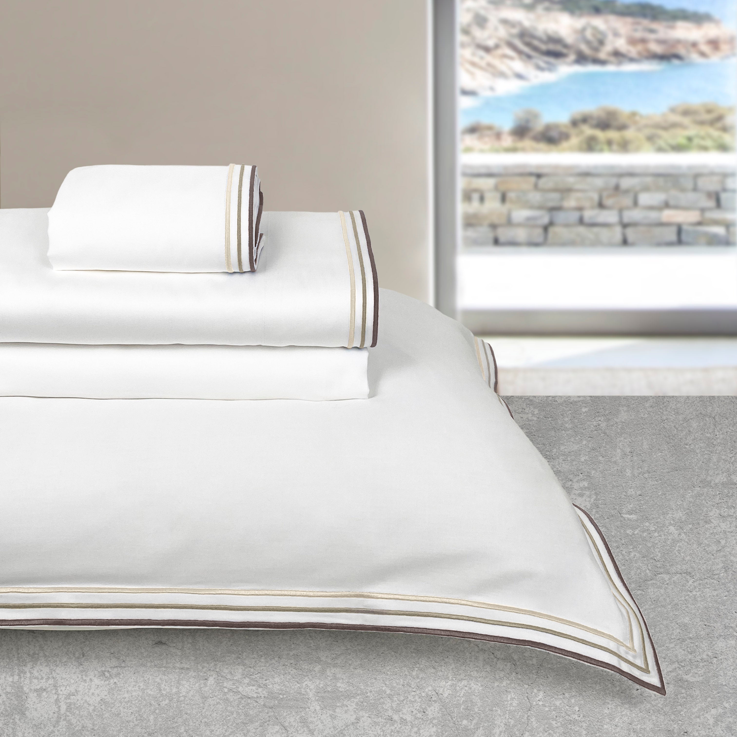 Completo Copripiumino in Raso di Cotone con Bacchette Ricamate - Parigi