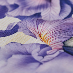 Tovaglia Antimacchia in Fantasia Iris - Rinascita