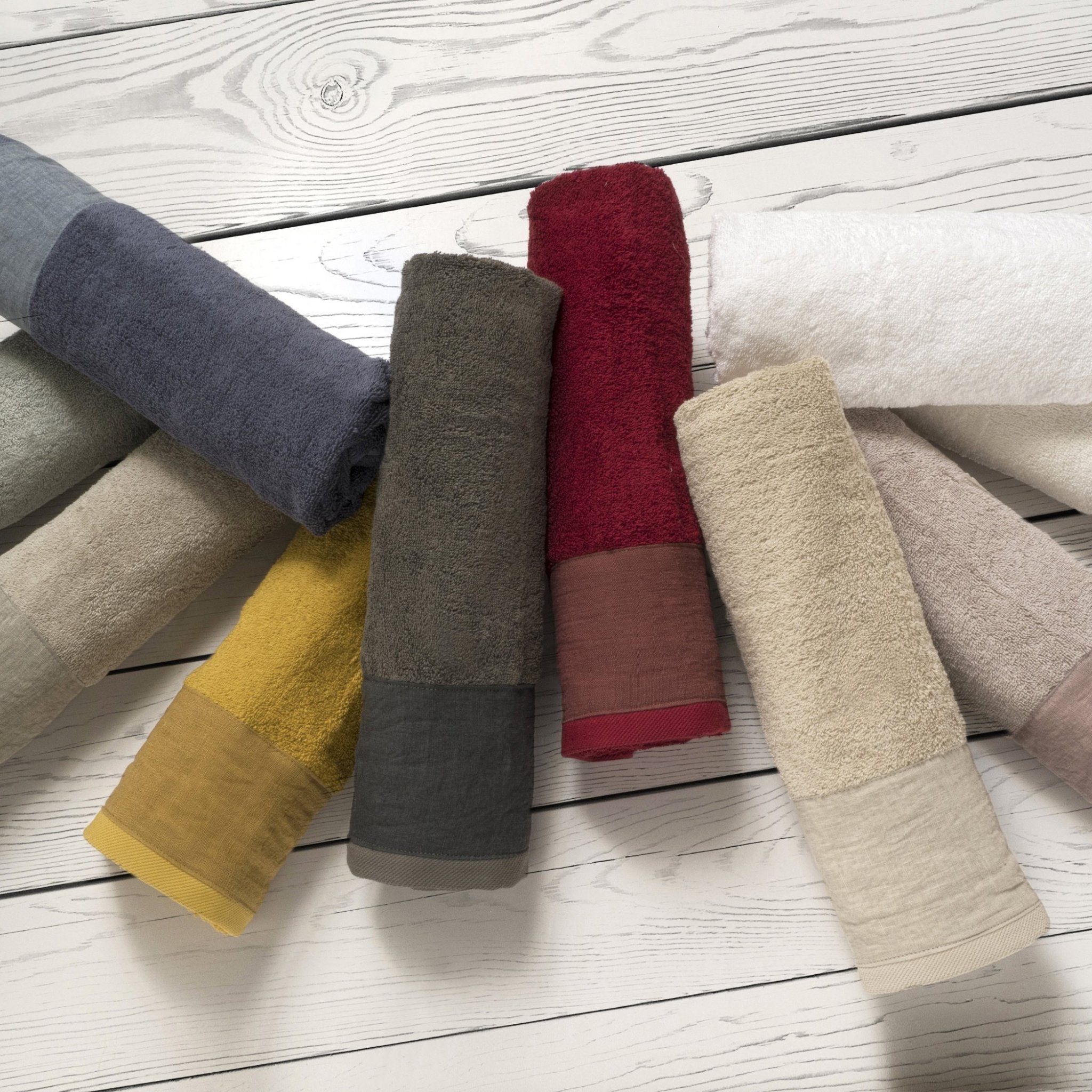 Coppia di Spugna con Balza in Lino StoneWashed - Loira