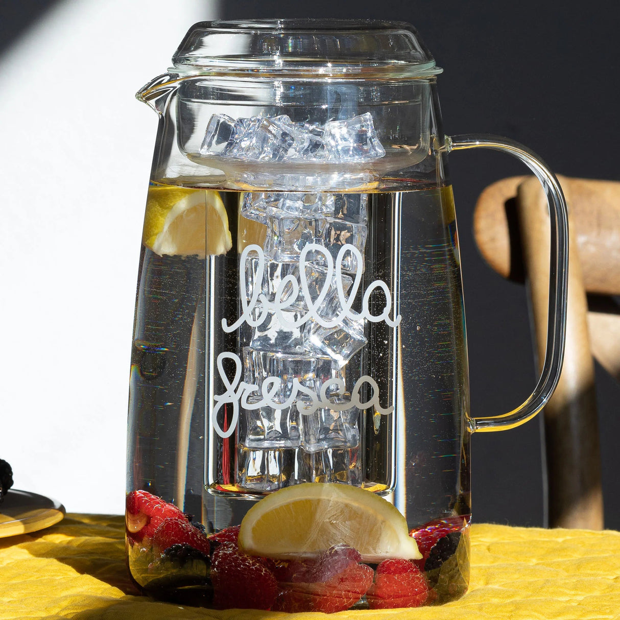 Caraffa con Portaghiaccio in Vetro Borosilicato Serigrafato - Bella Fresca Caraffa Simple Day 