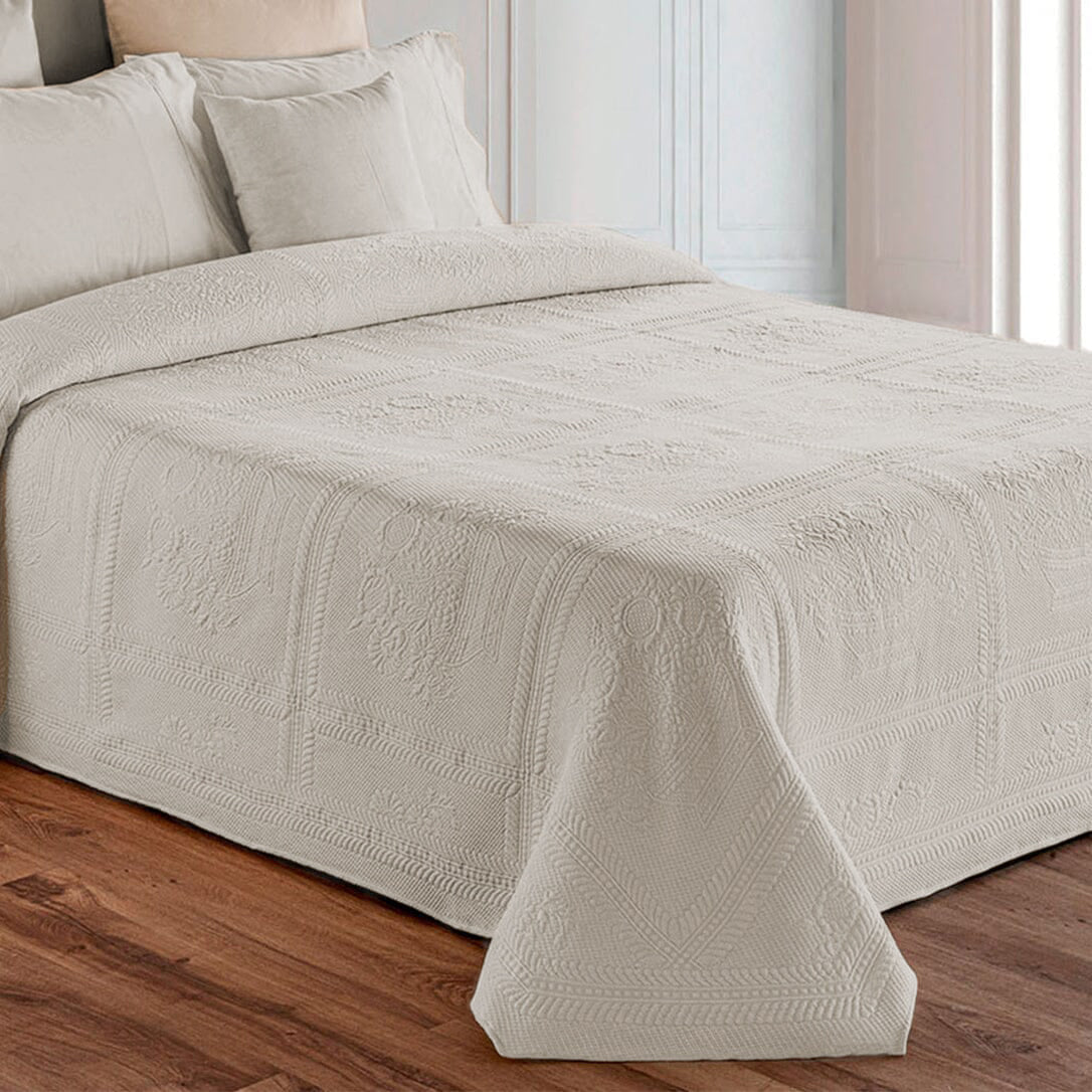 Copriletto in Piquet di Cotone con Fantasia Lavorazione Jacquard - Botticelli Copriletto Daunex Matrimoniale Ecru 